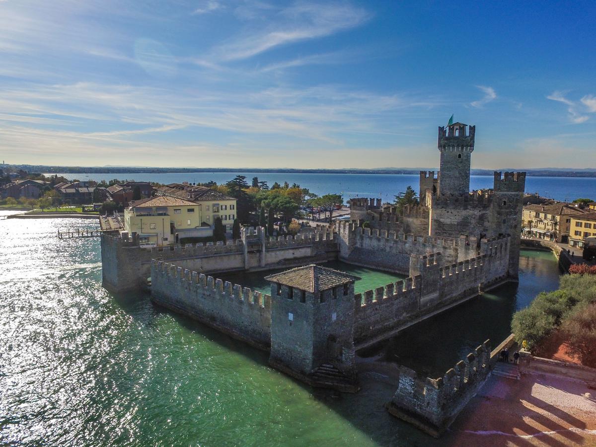 Aurora Home Sirmione Esterno foto